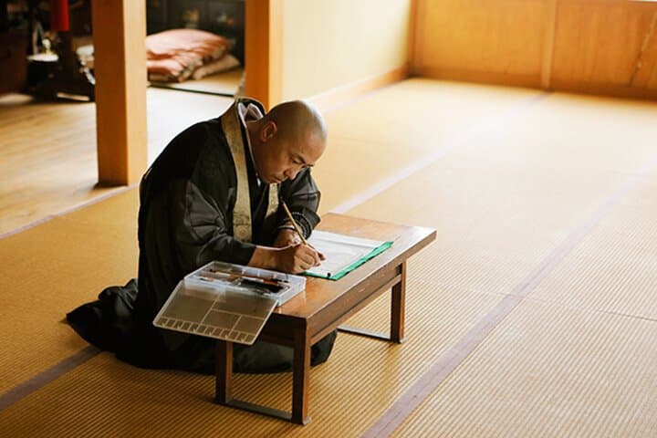 Odawara: Zen Calligraphy Experience at Temple — photo 2