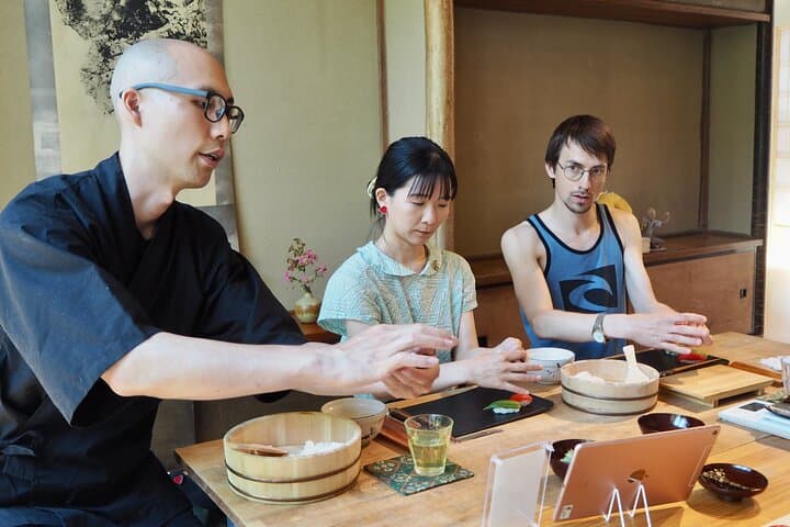 Vegan Sushi Class in Tokyo – 6 Kinds, Cultural Story & Full Meal — photo 3