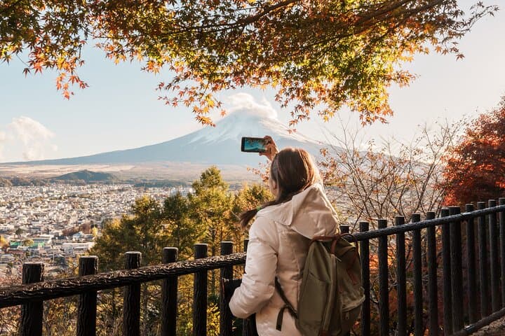 Iconic Mount Fuji & Lake Kawaguchiko Breathtaking Private Tour — photo 6