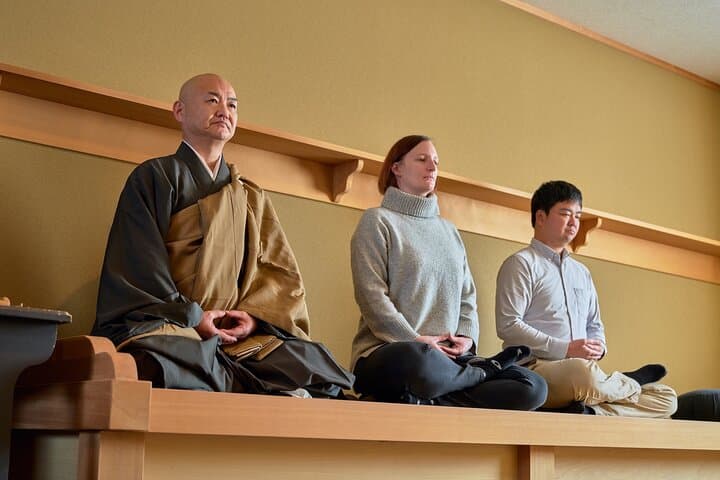 Sapporo Zen Tour: Finding Your True Self Through Meditation