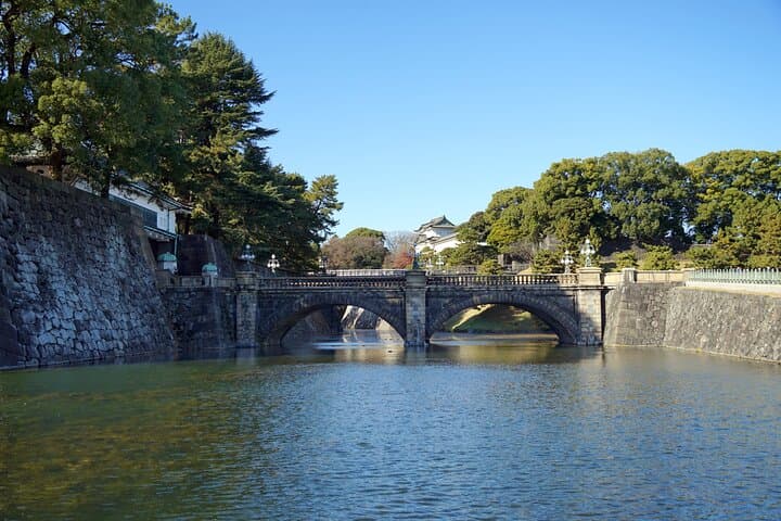 Private Tokyo Feng Shui Secrets Red Torii and Shibuya — photo 4