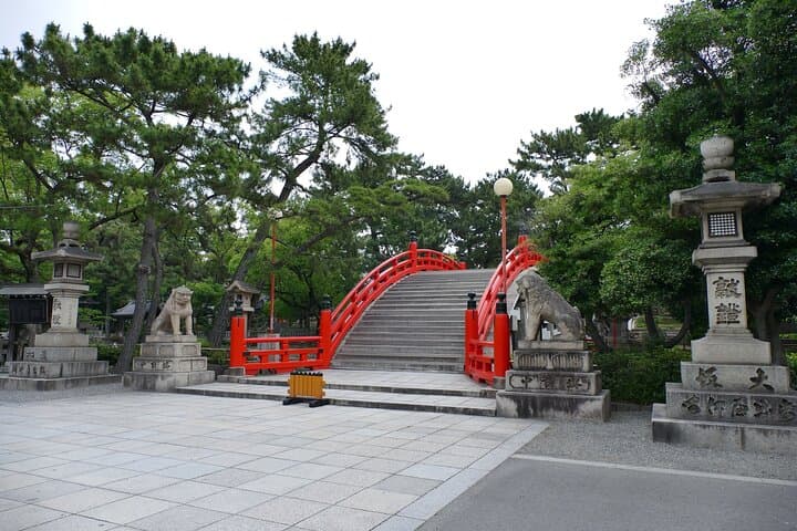 Osaka Sumiyoshi Taisha Osaka Iconic Shrine Private Visit — photo 6