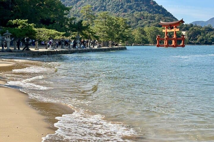 Hiroshima & Miyajima: Private Full-Day Tour with a Local Guide — photo 8