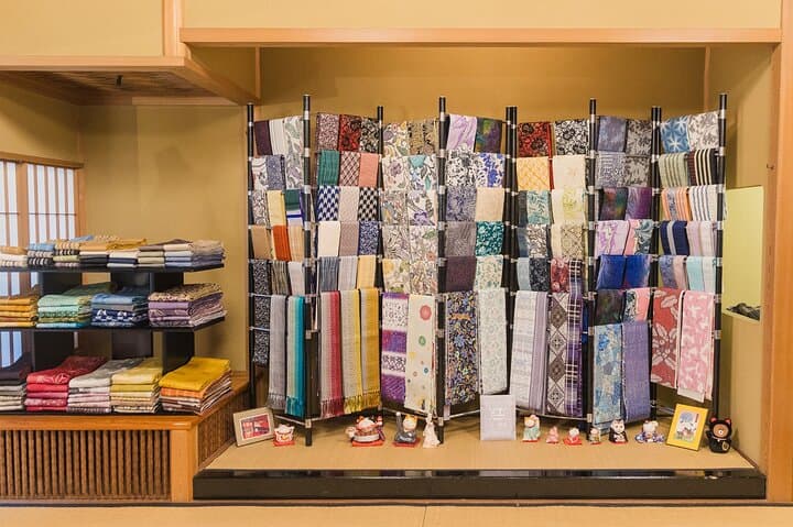 Premium Silk Kimono Rental inside Shinjuku Gyoen National Garden — photo 14