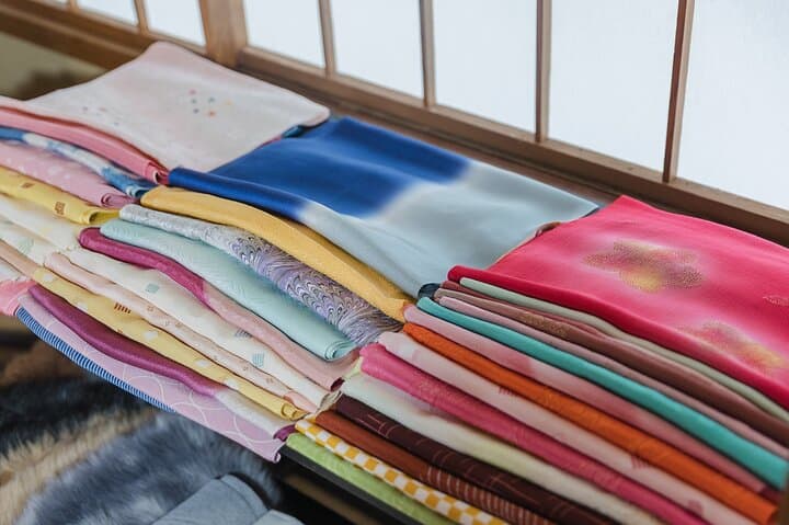 Premium Silk Kimono Rental inside Shinjuku Gyoen National Garden — photo 16