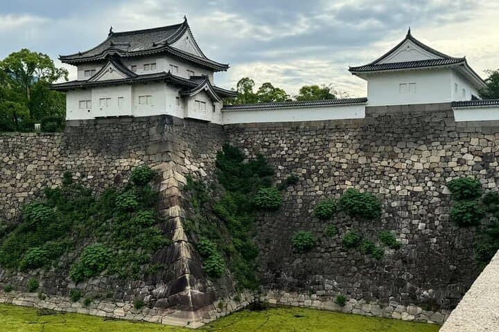 Osaka: Discover Iconic Sights and Hidden Gems — photo 19