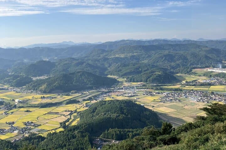 Kusu Table Mountain Day - Mt. Hane Hike + Mt. Kirikabu by Car — photo 10