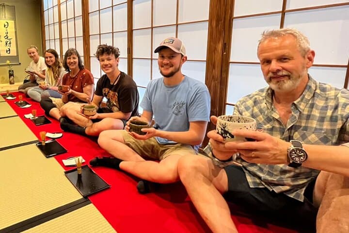 Tokyo: Incense Making Workshop and Drinking Matcha in Shibuya — photo 6