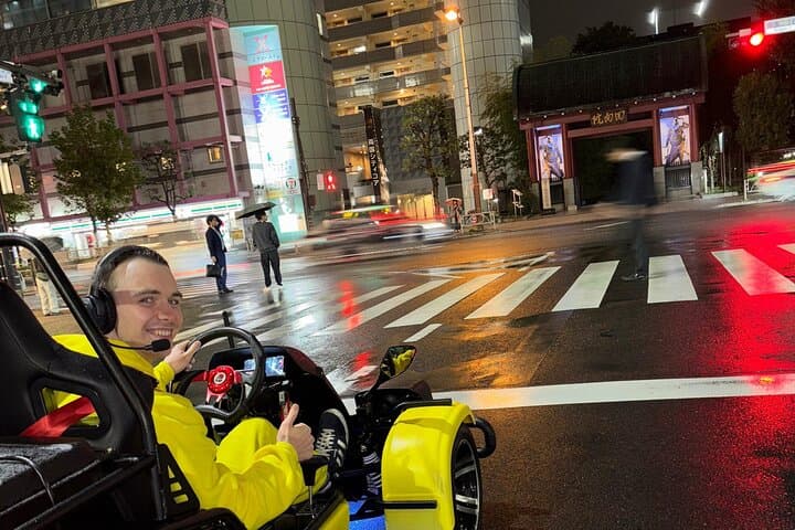 Guided Go Kart Tour of Asakusa Tokyo Landmarks and Streets — photo 13