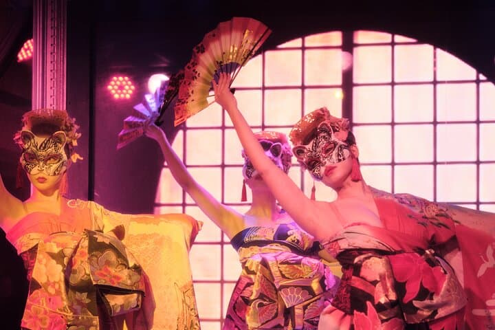 Tokyo Burlesque & Cabaret Nightlife Experience — photo 3