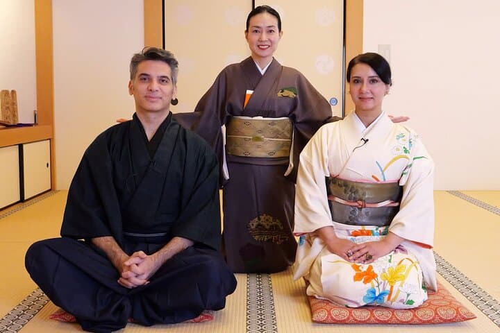 Kimono Dressing and Japanese Tea Private Activity — photo 6