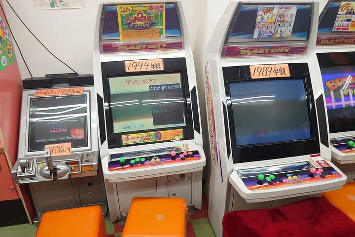 Osaka Gaming History Tour Arcades Retro Games & Street Culture — photo 5