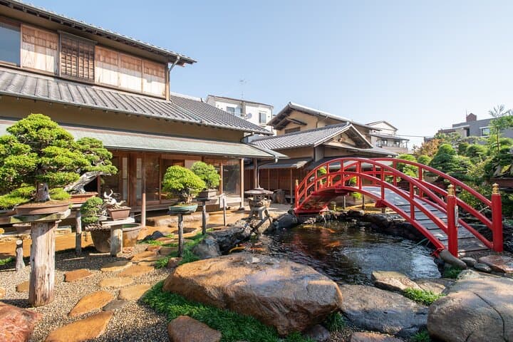 Make Your Own Bonsai with a Professional Bonsai Artist in Tokyo — photo 11