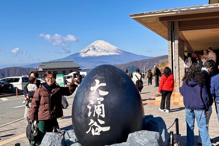 Hakone in One Day: Private Car Tour with Onsen & Mt. Fuji Views — photo 4