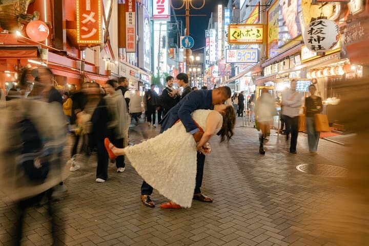 Osaka Dotonbori Night Photoshoot Walk - Private Session — photo 5