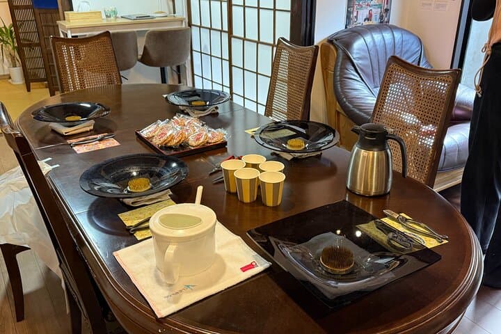 Ikebana (Japanese Flower Arrangement) Workshop in Beppu — photo 6