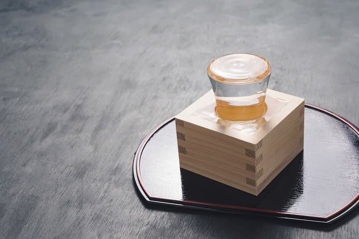 Sake Tasting Experience with a Certified Sommelier in Shinjuku — photo 2