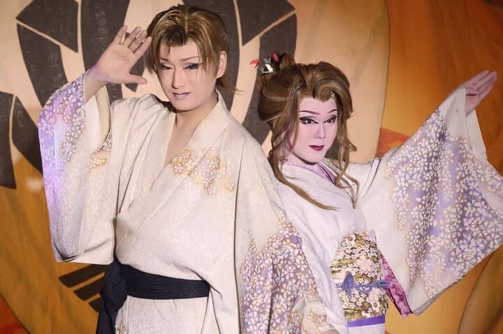 Night town and Cherry Light-up tour and Modern Samurai show — photo 3