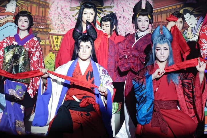 Night town and Cherry Light-up tour and Modern Samurai show — photo 4