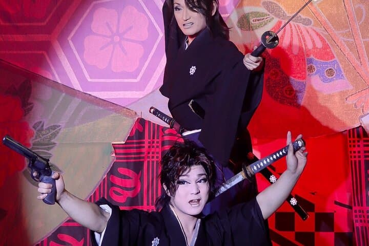 Night town and Cherry Light-up tour and Modern Samurai show — photo 7