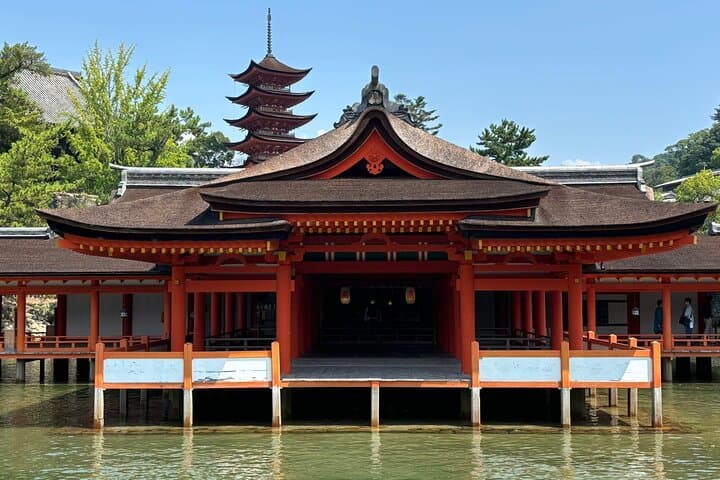 Private Walk to Hidden Miyajima — photo 3