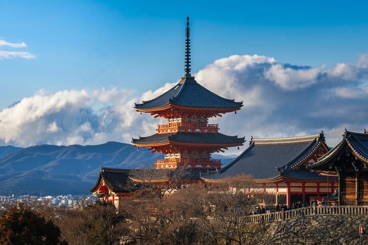 Kyoto and Nara Day Tour Fushimi Inari Kiyomizu dera Nara Park — photo 2