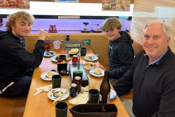 Osaka Uncovered Full Day Journey Through City's Highlights — photo 7