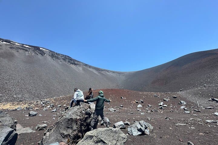 Private Mt. Fuji Hoei Crater Hiking and Sightseeing Tour — photo 4
