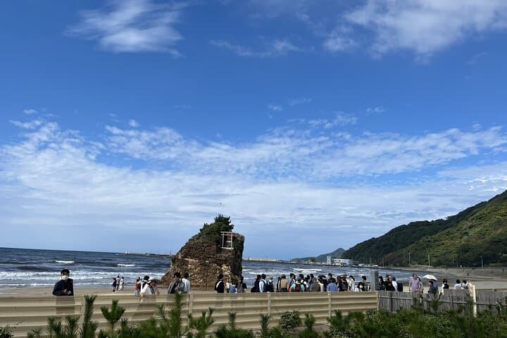 Izumo Half-Day Tour: Grand Shrine, Inasa Beach and Coastal Shrine — photo 3