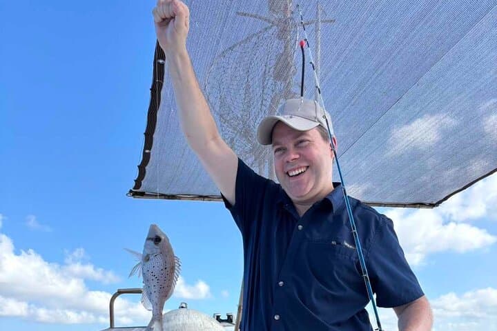 Fishing Tour with local fisherman and bilingual guide — photo 2