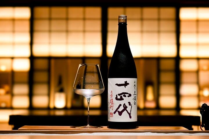 Private Sake Tasting with a Sake Brewer in Osaka（7 Premium Sake） — photo 2
