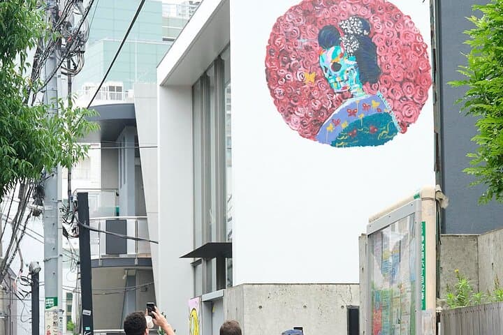 Tokyo Street Art and Graffiti Walking Tour — photo 4