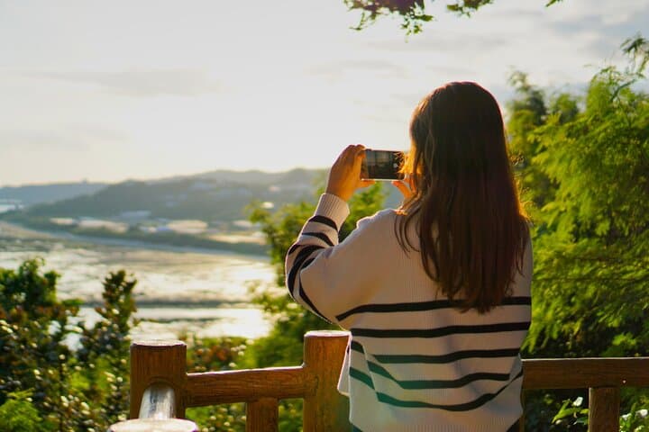 Okinawa-Naha: Romantic Proposal & Anniversary Private Photo Tour — photo 13