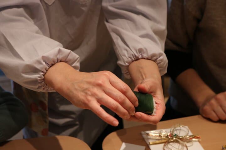Private Kanazawa Bamboo Sushi Family Cooking Experience — photo 3