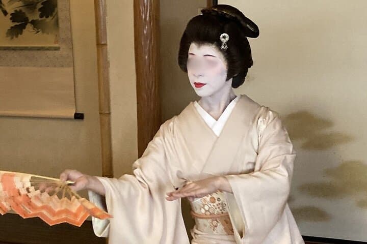 Asakusa Walking Tour: Private Geisha & Kaiseki Lunch (2-3 Guests) — photo 2