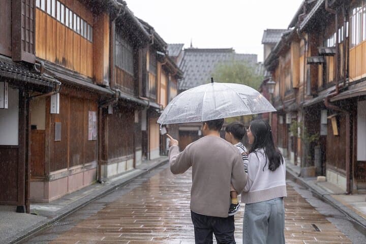 Private Walking Tour of Kanazawa Customizable Experience — photo 3