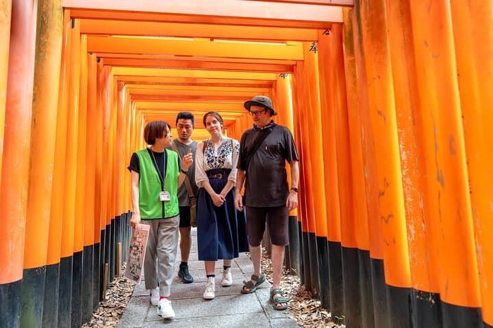 Kyoto Fushimi Inari Taisha Shrine Guide Tour & Kagura Performance — photo 2