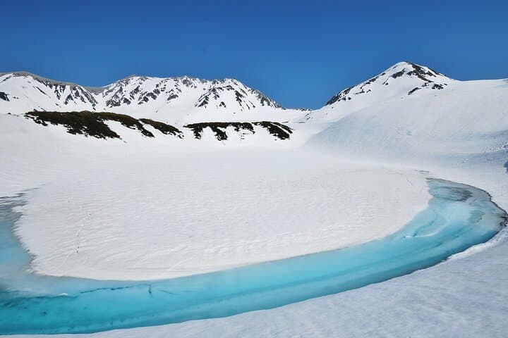 From Tokyo: Tateyama Kurobe Alpine Route & Shirakawago 2-Day Tour — photo 3