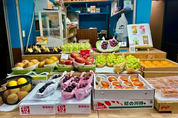 Complete Tuna Auction & Toyosu Market Tour with Fumi — photo 17