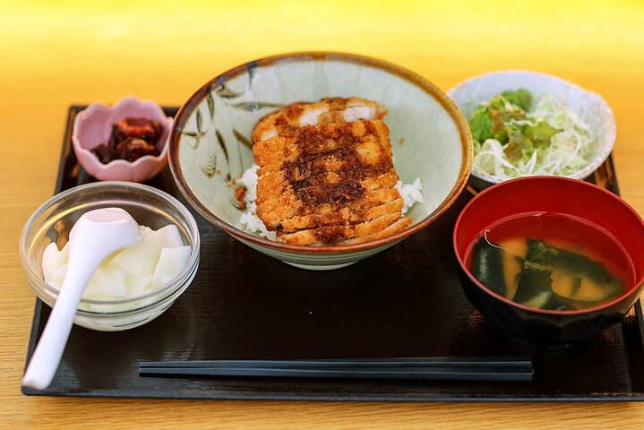 Tokyo Cherry Blossom Tour 5 Iconic Spots with Optional Lunch — photo 13
