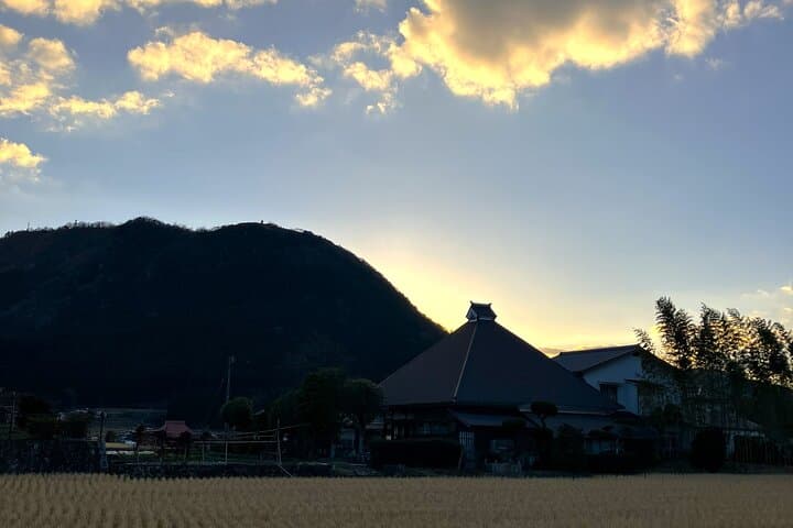 Kusu Table Mountain Day - Mt. Hane Hike + Mt. Kirikabu by Car — photo 4