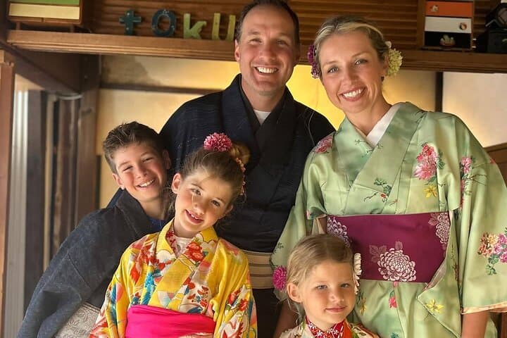 A Unique Antique Kimono and Tea ceremony Experience in English — photo 9