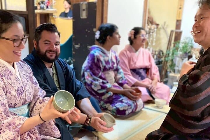 A Unique Antique Kimono and Tea ceremony Experience in English — photo 15