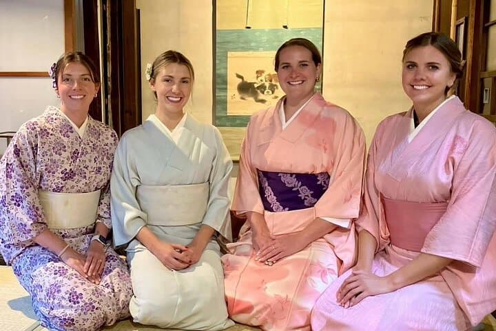 A Unique Antique Kimono and Tea ceremony Experience in English — photo 8