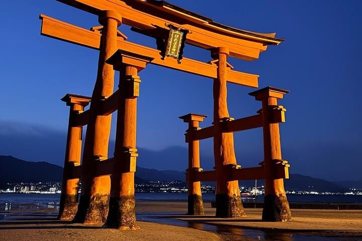 Private Walk to Hidden Miyajima — photo 14