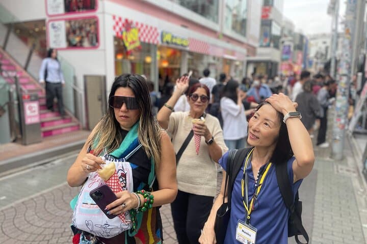 Tokyo Walking Tour: Meiji Shrine, Harajuku&Shibuya Crossing — photo 12