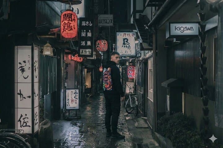 Osaka Ghost Tour: Castle Spirit, Neon Curses, Killers in the Dark — photo 2