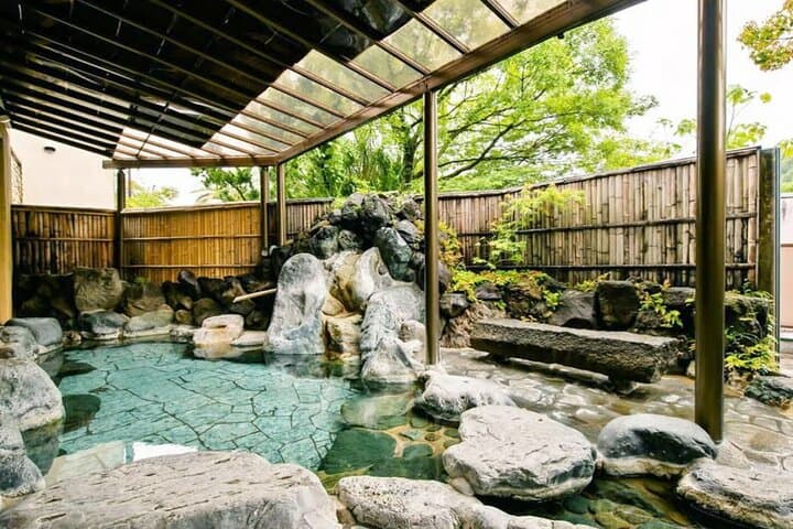 Tokyo Kawazu Cherry Blossom, Strawberry Picking, and Onsen Trip — photo 7