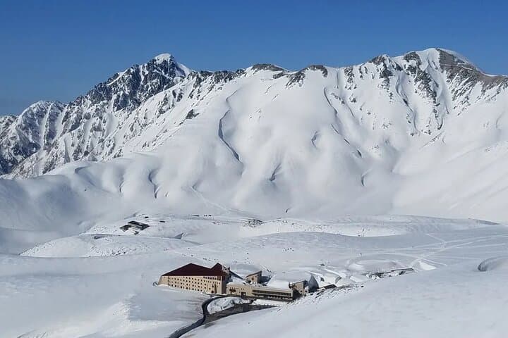 From Nagoya Tateyama Kurobe Snow Wall & Kamikochi 2 Day Tour — photo 7