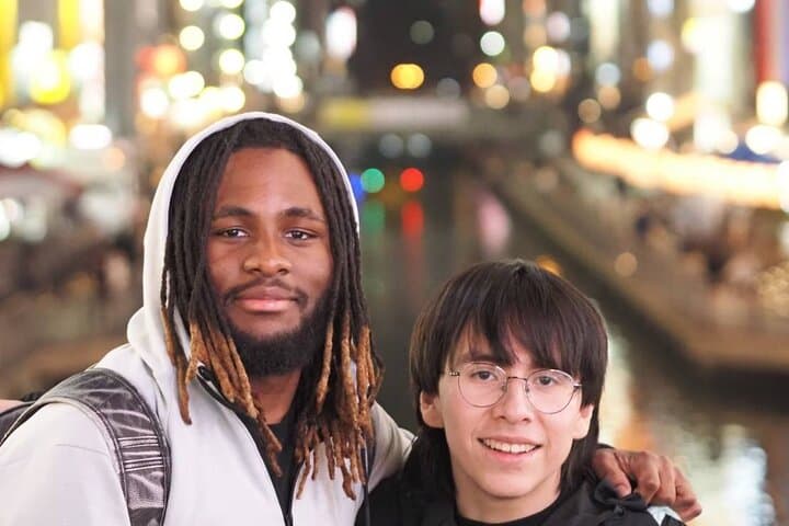 Osaka One-day Taxi Tour by an Ivy Leaguer Guide & Photographer — photo 9